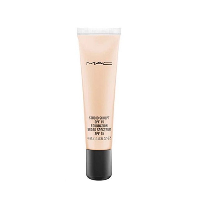 Kem nền MAC Studio Sculpt SPF15 